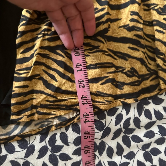 Song of Style Revolve Everly Tiger Multi Button/Tie Front Cutout Dress NWOT S - Picture 15 of 15